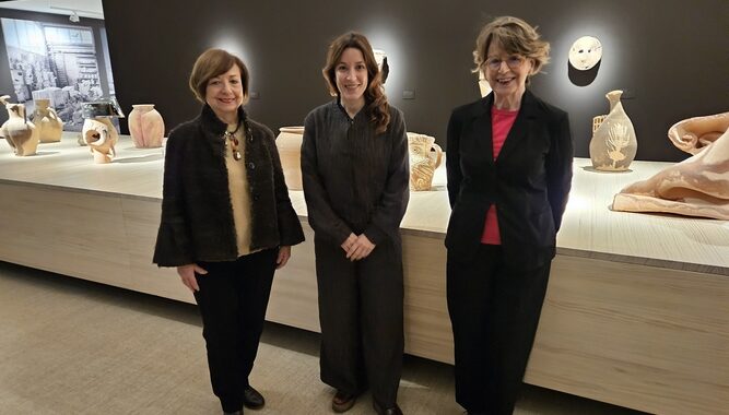 260306 Amigos Alcazaba-Maite Perez, Tania Fabrega y Maria Bolaños (1)