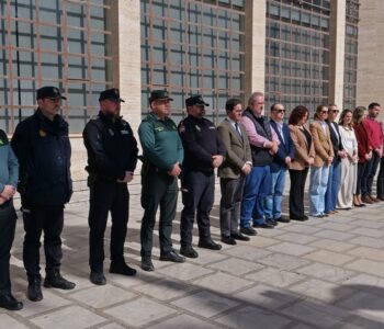 260311 MINUTO SILENCIO TERRORISMO Y EXPOSICIÓN