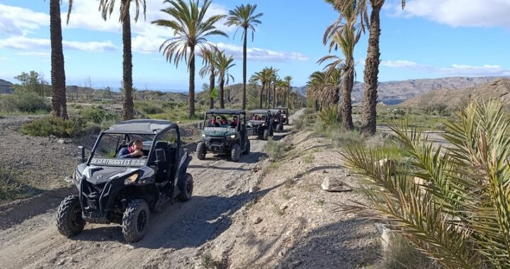 260316 Más de 70 abderitanos disfrutan de una ruta en buggy por el Desierto de Almería con 'Adra en la senda'