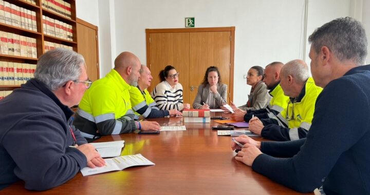 260324 El Ayuntamiento de Adra perfila un dispositivo especial de limpieza para esta Semana Santa