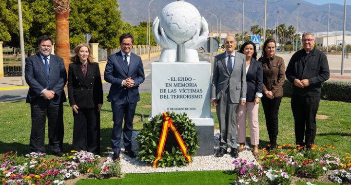 260324 INAUGURACIÓN MONOLITO EN MEMORIA DE LAS VÍCTIMAS DEL TERRORISMO (4)