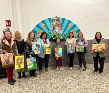 Actividad de mujer en Rágol