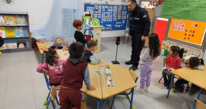 FOTO MOÁCAR REFUERZA LA EDUCACIÓN VIAL ENTRE LOS ESCOLARES DEL CEIP BARTOLOMÉ FLORES