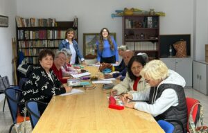 FOTO MOJÁCAR REFUERZA SU COMPROMISO CON LOS MAYORES CON UNA NUEVA EDICIÓN DEL TALLER DE MEMORIA ACTIVA JUNTO A LA DIPUTACIÓN DE ALMERIA