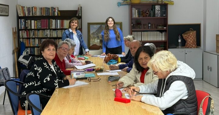 FOTO MOJÁCAR REFUERZA SU COMPROMISO CON LOS MAYORES CON UNA NUEVA EDICIÓN DEL TALLER DE MEMORIA ACTIVA JUNTO A LA DIPUTACIÓN DE ALMERIA