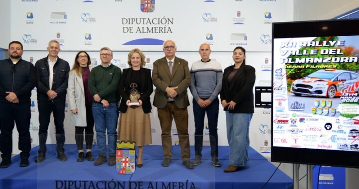 Foto de familia de la presentación