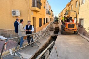 Visita del diputado y el alcalde a las actuaciones (1)