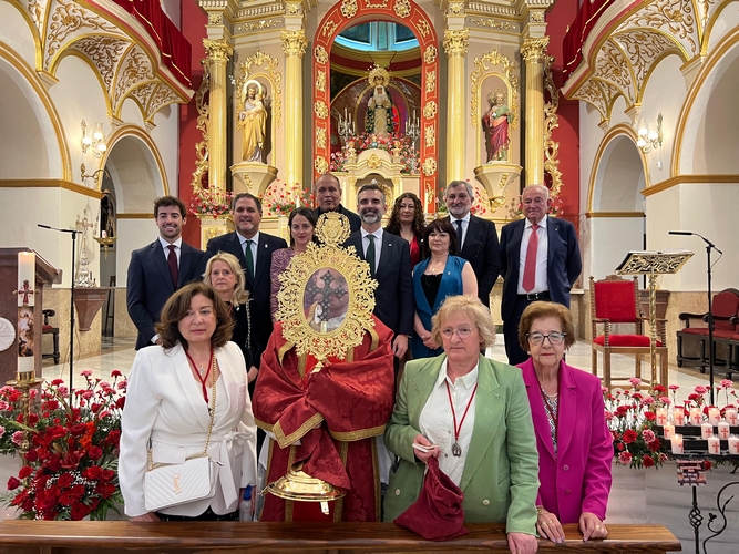 260419 Fernández-Pacheco en la Santa Cruz del Voto de Canjáyar (1)