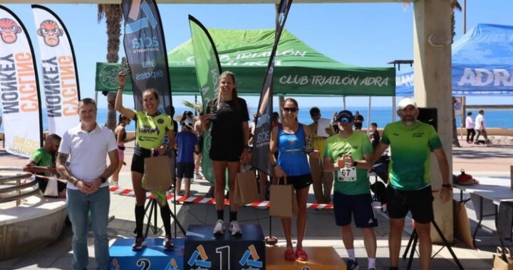 260422 Adra bate récord de participación en la IV Carrera del Club Triatlón Adra con 350 corredores