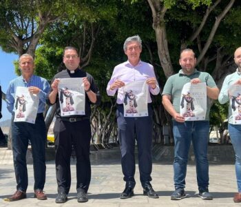 260427 Los Jardines del Puerto acogen la Cruz de Mayo de las Cofradías de Pasión de Adra del 1 al 3 de mayo (4)