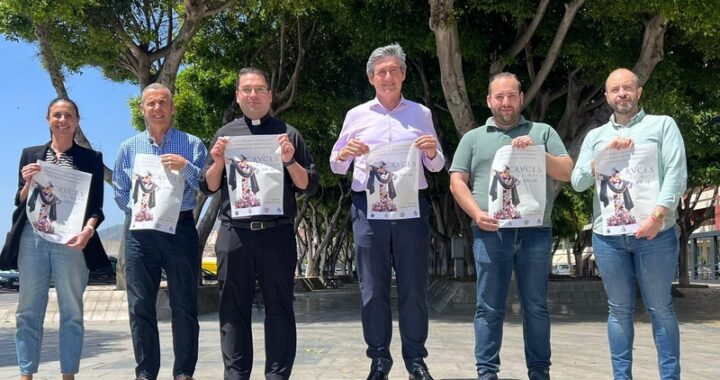 260427 Los Jardines del Puerto acogen la Cruz de Mayo de las Cofradías de Pasión de Adra del 1 al 3 de mayo (4)