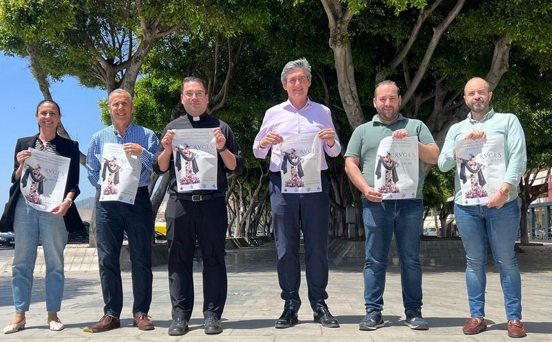 260427 Los Jardines del Puerto acogen la Cruz de Mayo de las Cofradías de Pasión de Adra del 1 al 3 de mayo (4)