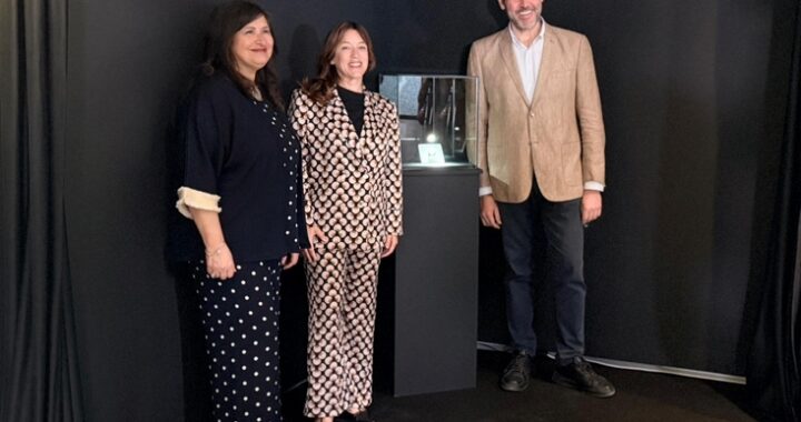 Artefacto. Cueva del Ambrosio II