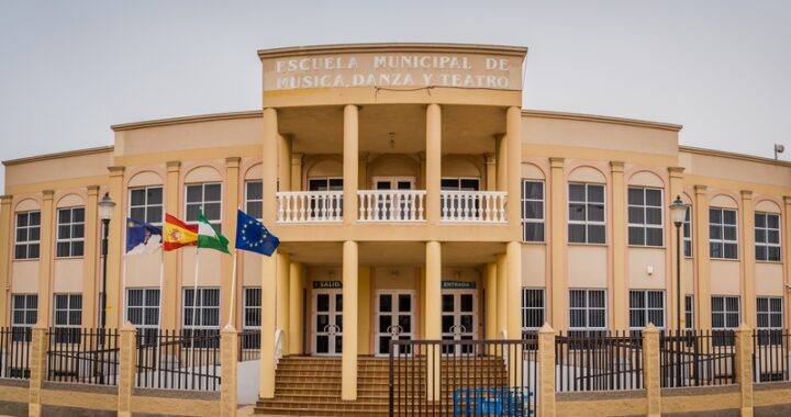 ESCUELA MUSICA 2 FACHADA