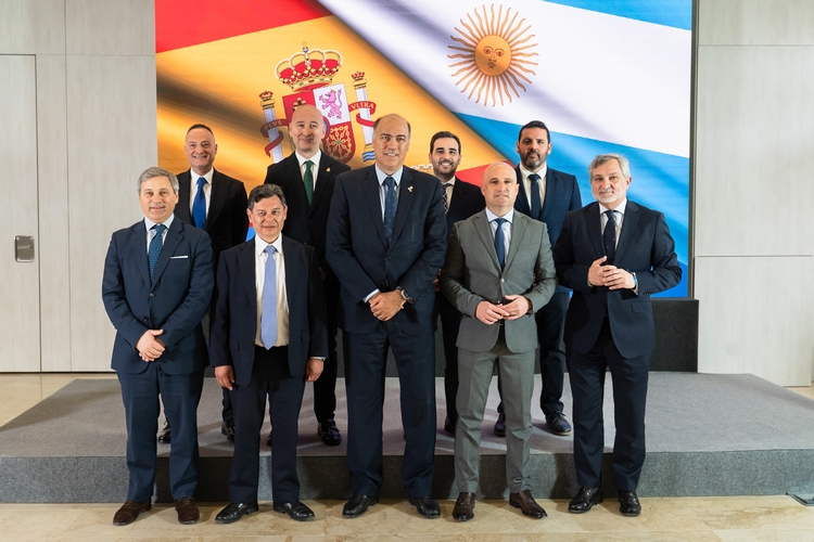 Embajador Argentina en Diputación (3)