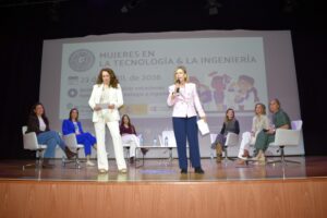 FOTO 1 ABRIL 23 2026 DÍA DE LA MUJER Y LAS NIÑAS EN LAS TIC