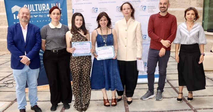 FOTO 2 UAL 23 ABRIL 2026 CONCURSO MICRORRELATOS