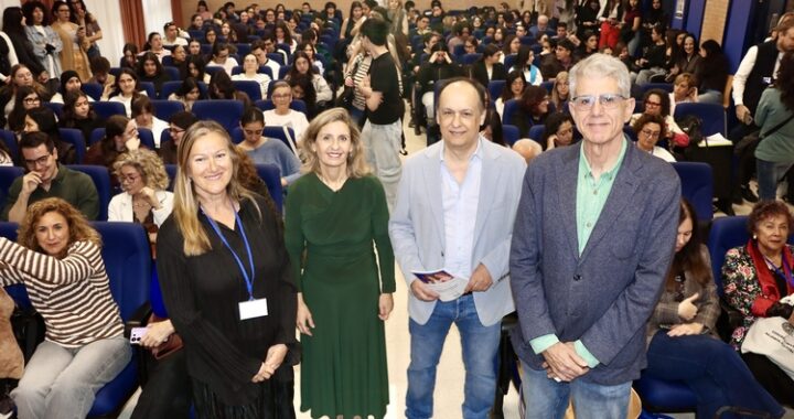 FOTO 5 UAL 15 ABRIL 2026 CONGRESO MUJER (1)