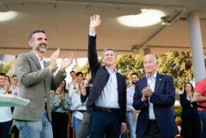 FOTO ACTO POLÍTICO EN ROQUETAS DE MAR 1