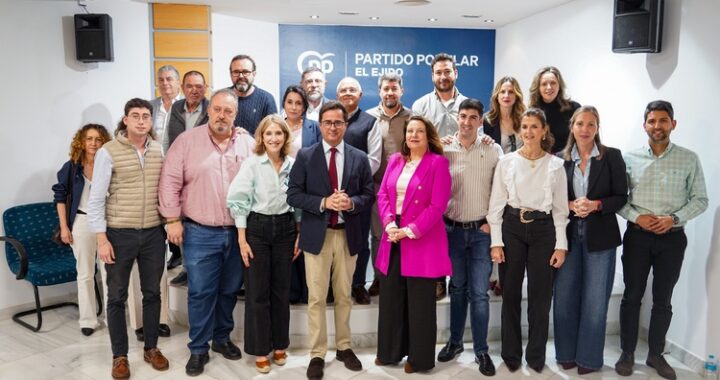 FOTO FAMILIA RUEDA PRENSA EL EJIDO