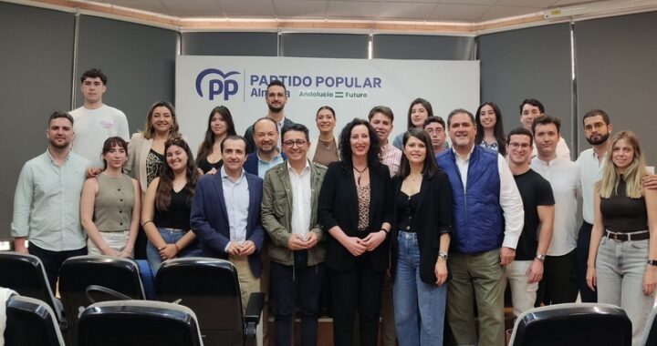 FOTO FORO UNIVERSIDAD