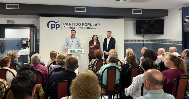 FOTO REUNIÓN CON AGRICULTORES EN VÍCAR 1