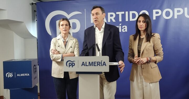 FOTO RUEDA PRENSA 1