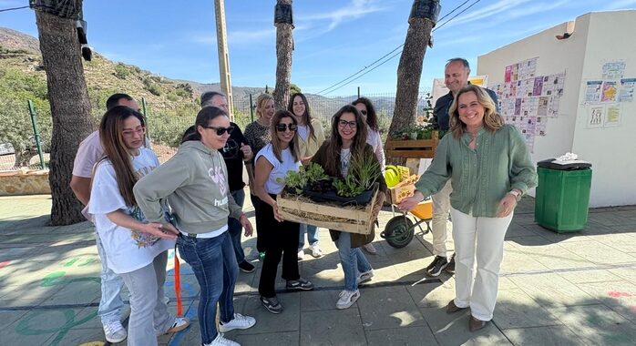 Huerto Escolar en Felix (3)