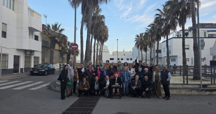 Plaza Iglesia Cabo Gata