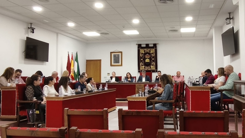 260508 pleno Adra (1)