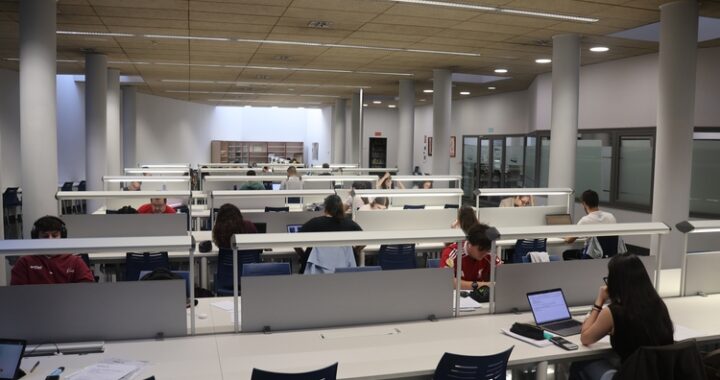260512 AMPLIACIÓN HORARIO DE LA BIBLIOTECA