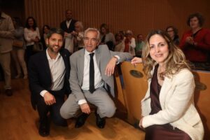 El 49 Festival de Teatro de El Ejido reconoce la trayectoria profesional a Imanol Arias con la Butaca de Honor