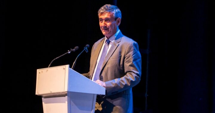 260529 Adra reúne al deporte del Poniente en una emotiva IV Gala que reconoce el talento, la trayectoria y el esfuerzo de la comarca (2)