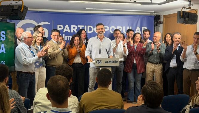 FOTO NOCHE ELECTORAL 17M