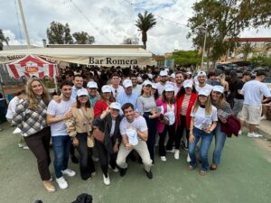 FOTO REUNIÓN CON JÓVENES EN LA UAL 2