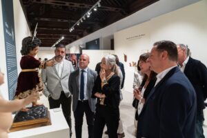 Imagen de archivo de la visita a la Expo Temporal de Álvarez Duarte que se puede visitar hasta el 17 de mayo