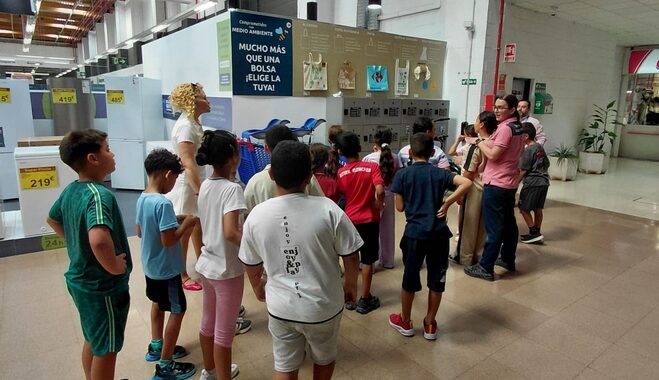 260603 VISITA ARTOS Y CARREFOUR SEMANA DEL MEDIO AMBIENTE (2)