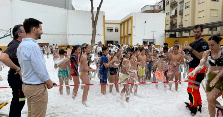 260611 El Consorcio de Bomberos del Poniente realiza actividades preventivas en los centros escolares de Adra
