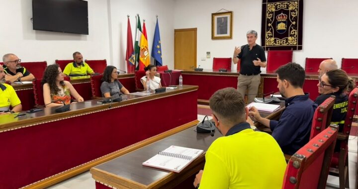 260619 Adra coordina el dispositivo especial de limpieza y seguridad para la Noche de San Juan