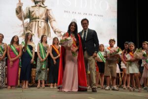 260625 PREGÓN REINAS, MISS, DAMAS Y REY (5)