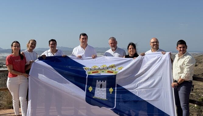 30062026 izado bandera cerrico redondo