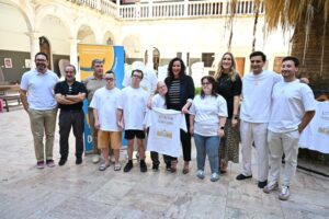 Una camiseta diseñada por usuarios con síndrome de Down de Asalsido unirá talento y solidaridad para equipar el futuro Residencial21