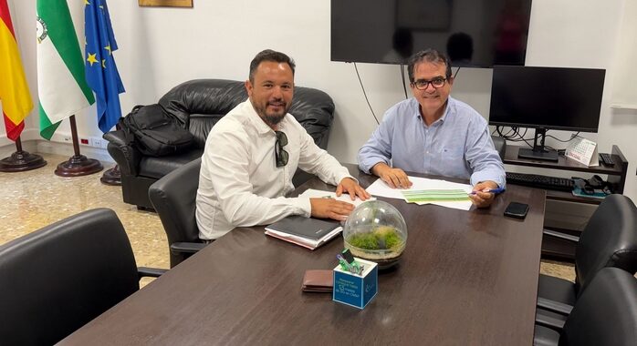 El diputado Antonio J. Rodríguez y el alcalde de Turre