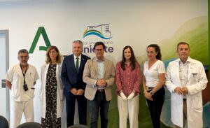 El Hospital Universitario Poniente administra un nuevo tratamiento para la ‘piel de mariposa’