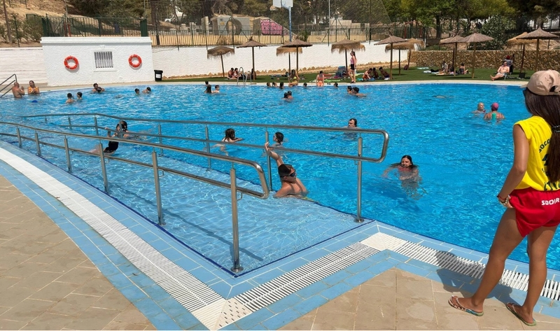 Imagen de archivo de la piscina municipal de Huércal de Almería