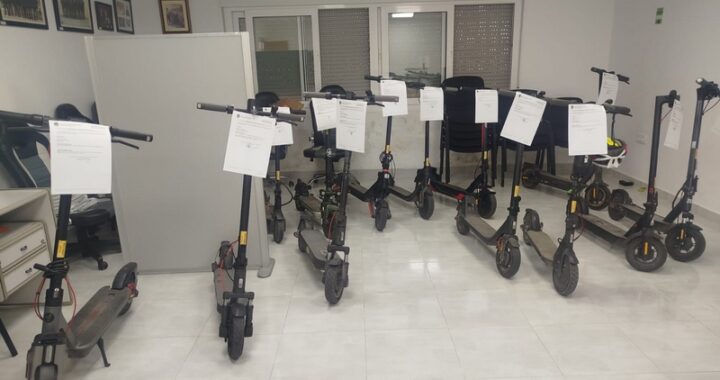 Imagen de los patinetes requisados por la Policia Local de Albox