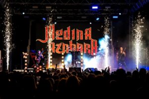 260707 El verano de Adra continúa a ritmo de OBK, Medina Azahara y Rolenzos