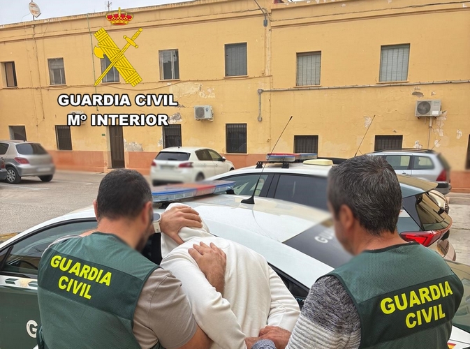 DETENCIÓN FOTOGRAFÍA EDITADA