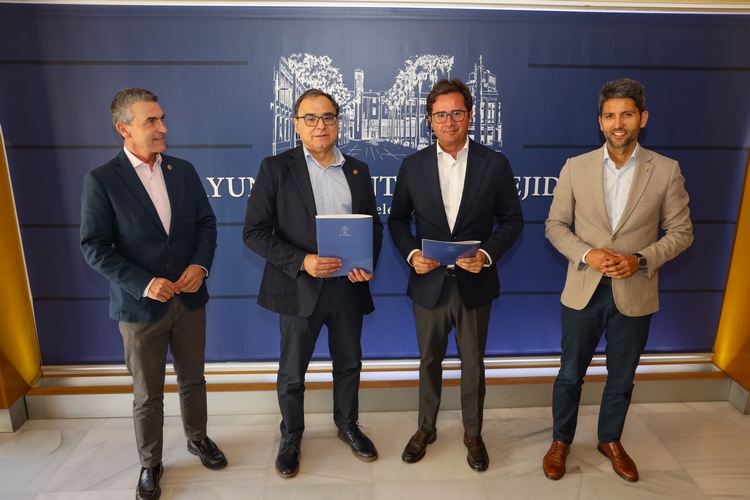 FIRMA CONVENIO AYTO Y UAL (3)