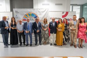 FOTO FINAL DE FAMILIA